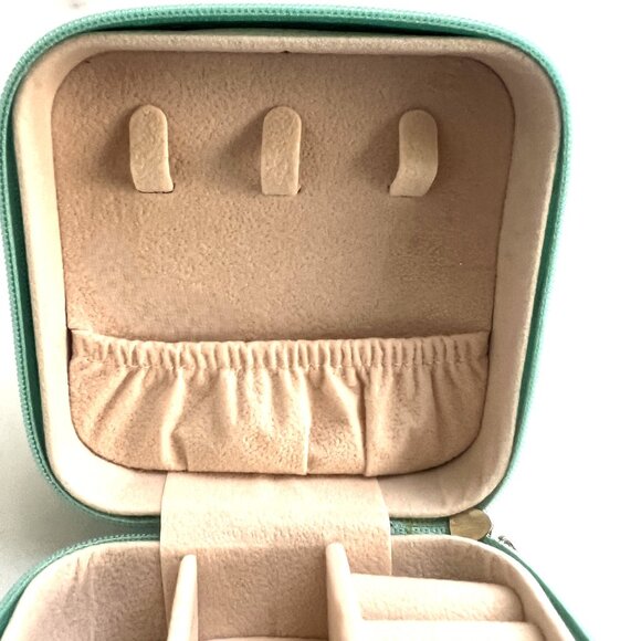 NEW Small Zippered Jewelry Box, Tiffany Blue/Turquoise - Picture 5 of 13